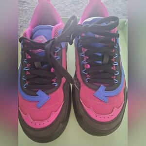 Off-White Pink & Blue Women's Arrow Sneakers